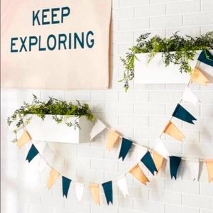 Flag & Banner 3pc, Hearth & Hand